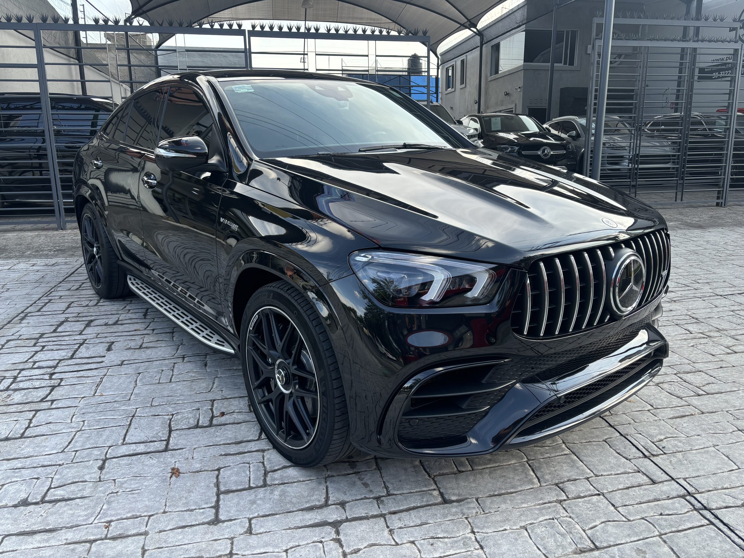 Mercedes-Benz GLE 2022 63 COUPE AMG Automático Negro