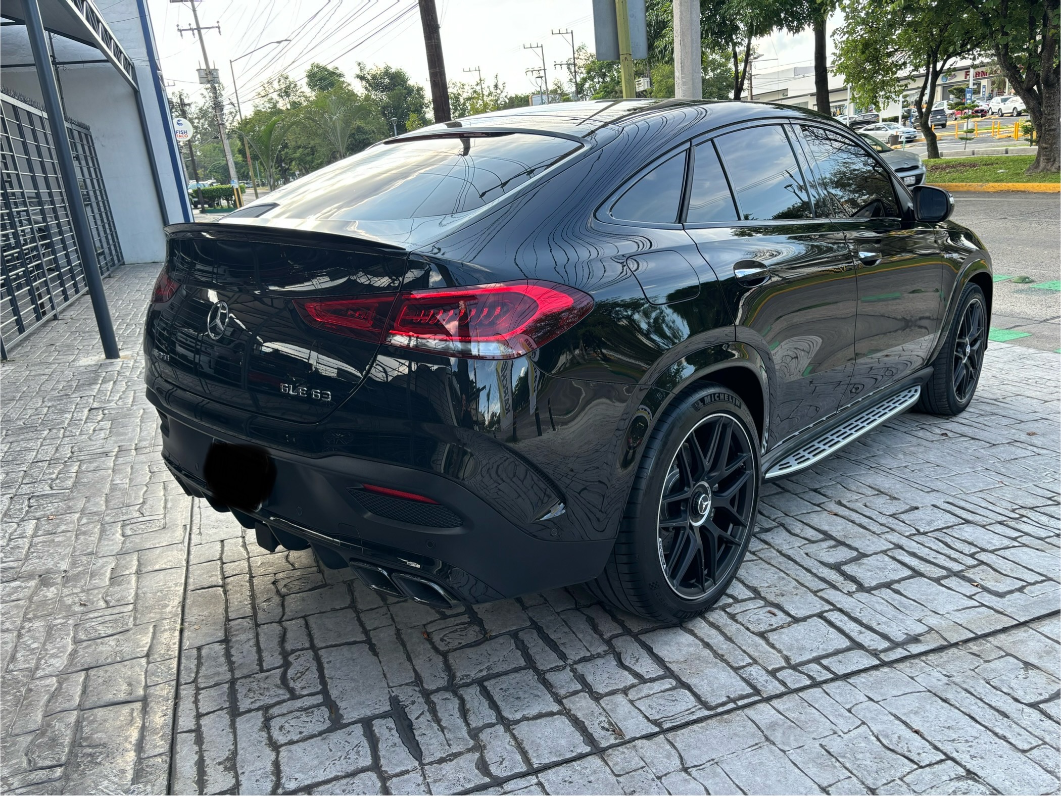 Mercedes-Benz GLE 2022 63 COUPE AMG Automático Negro