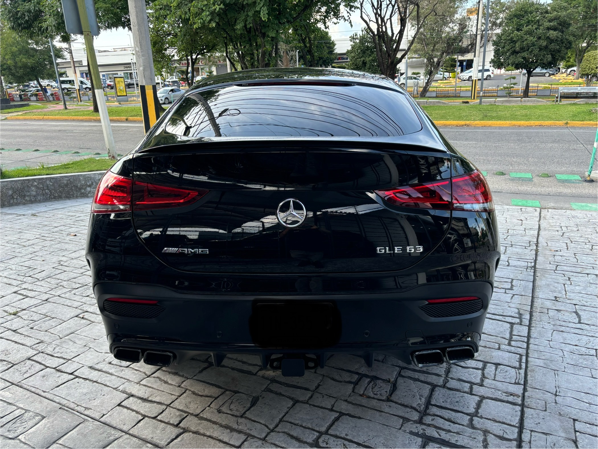 Mercedes-Benz GLE 2022 63 COUPE AMG Automático Negro