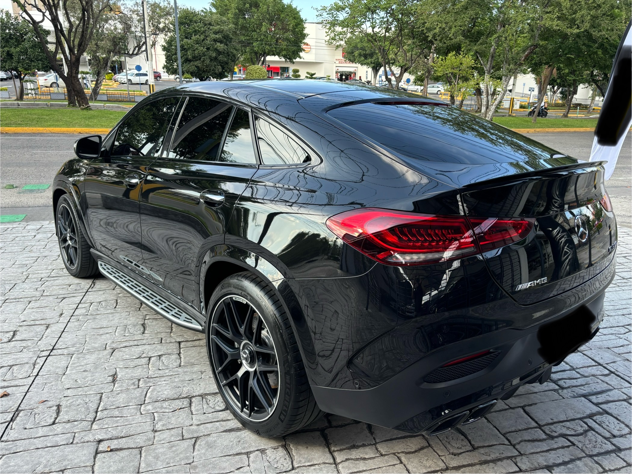 Mercedes-Benz GLE 2022 63 COUPE AMG Automático Negro