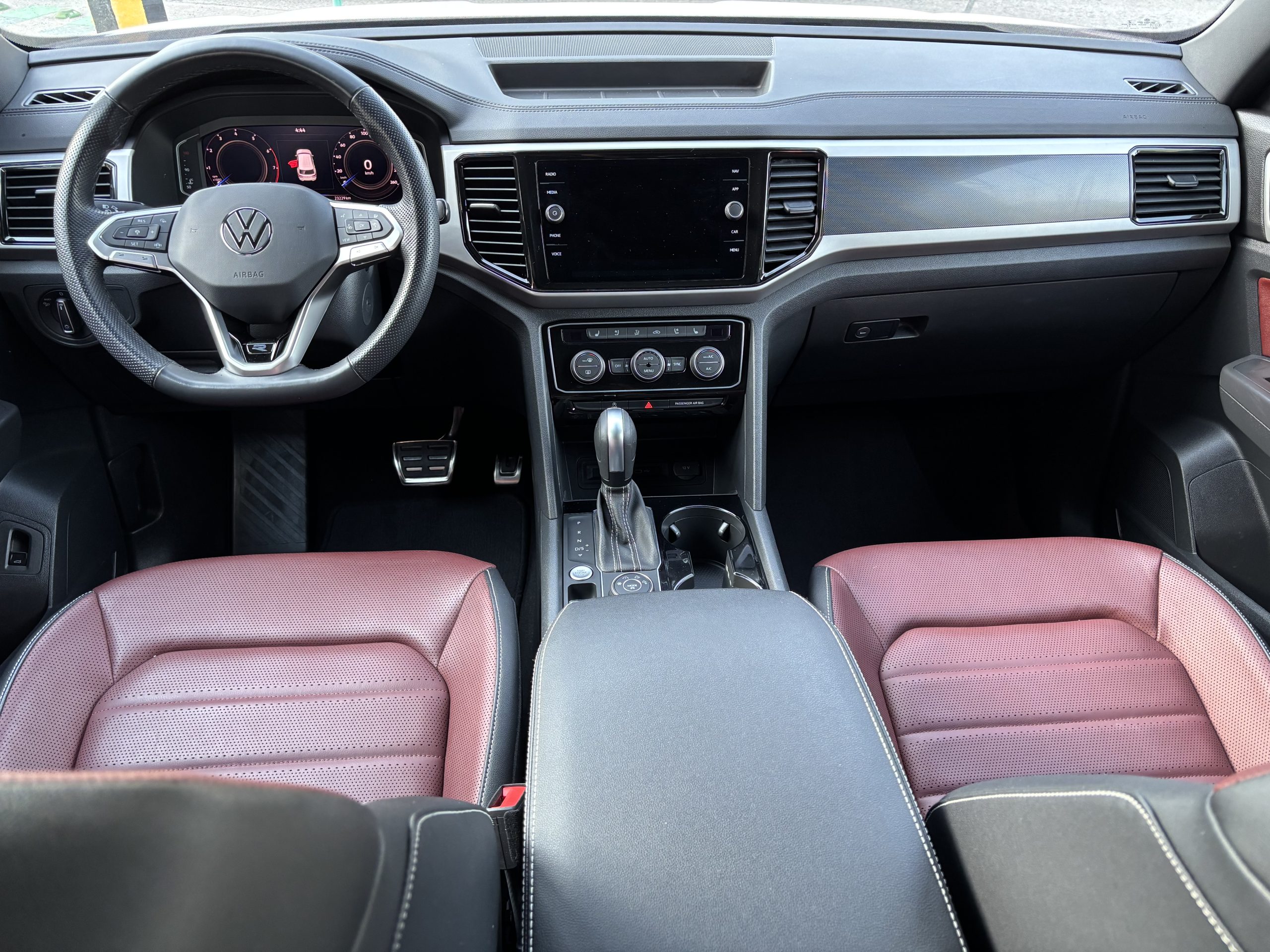 Volkswagen Teramont 2023 CROSSPORT R LINE Automático Blanco