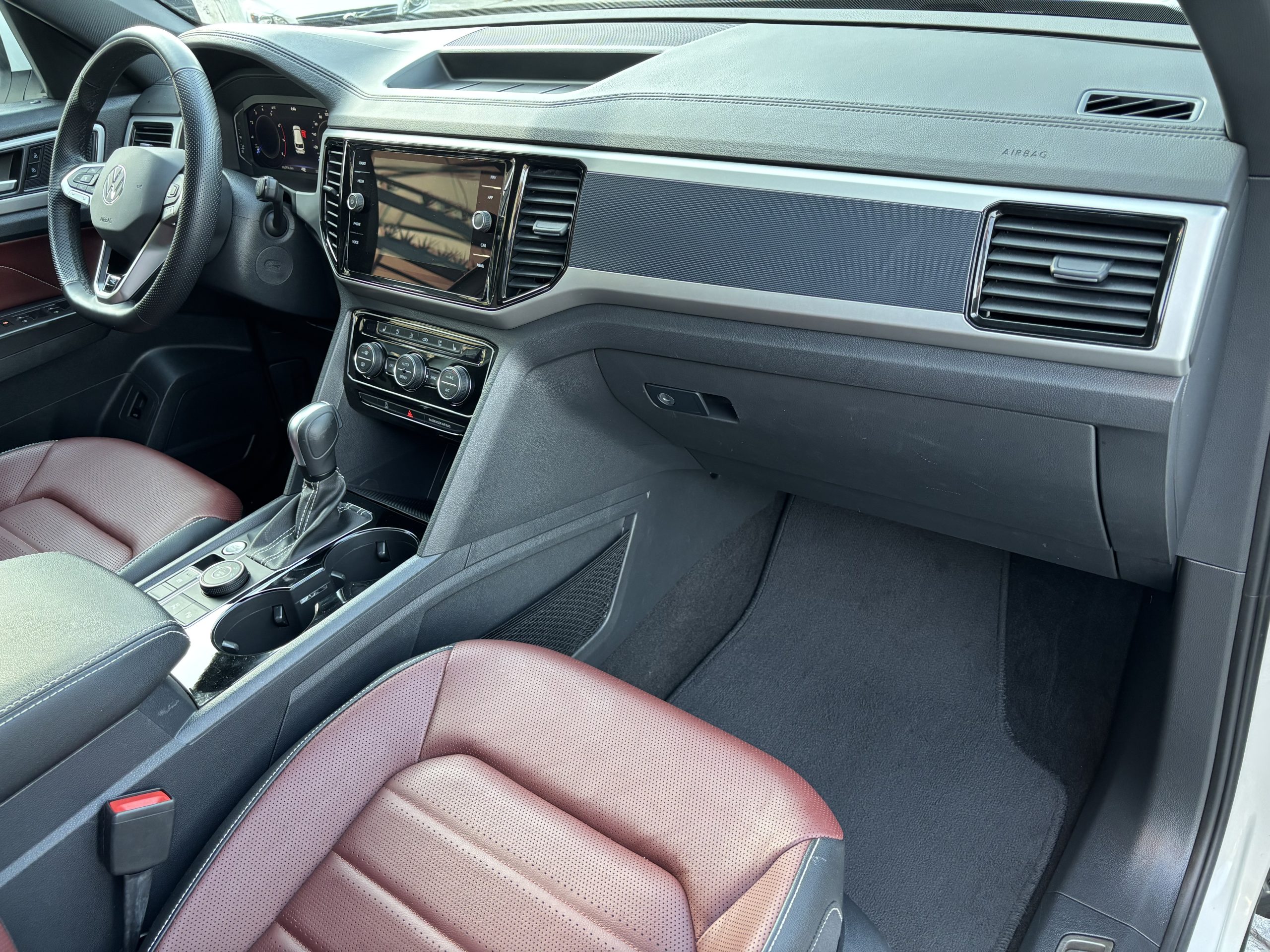 Volkswagen Teramont 2023 CROSSPORT R LINE Automático Blanco