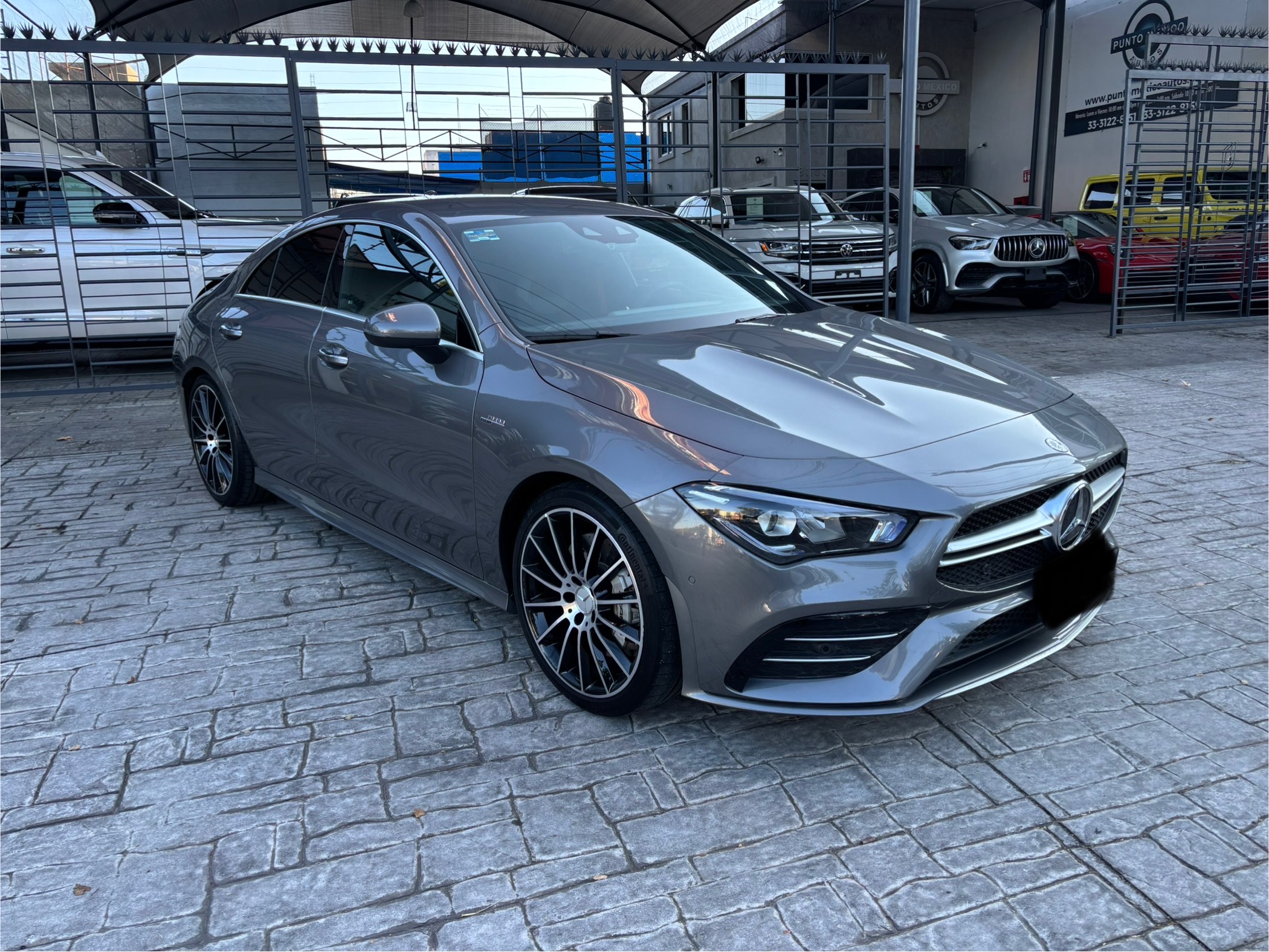 Mercedes-Benz Clase CLA 2023 CLA 35 AMG Automático Gris