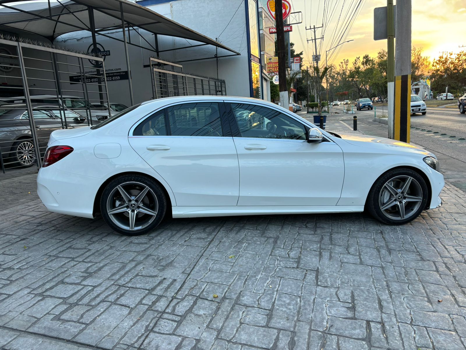 Mercedes-Benz Clase C 2018 C250 Automático Blanco