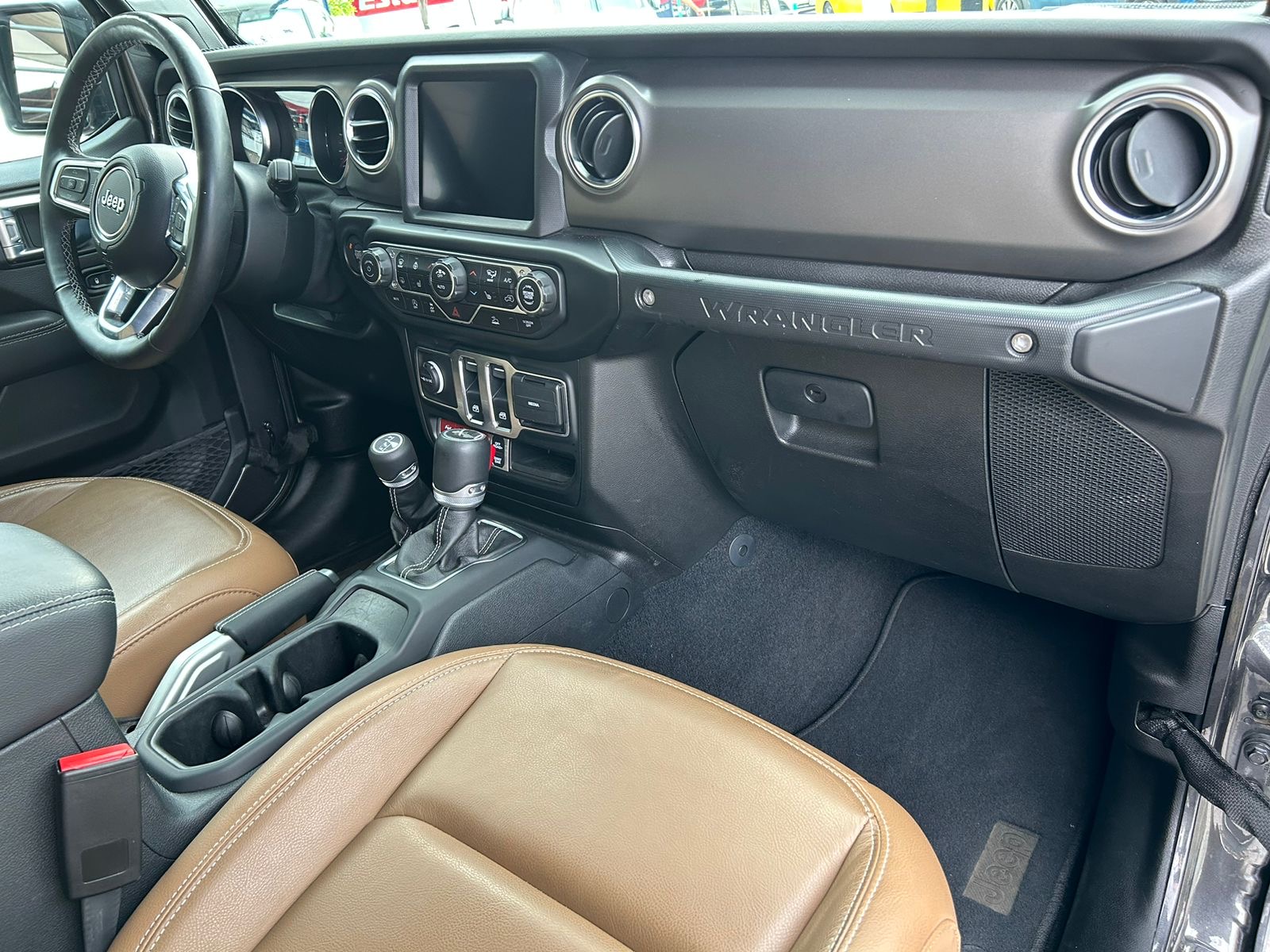 Jeep Wrangler 2021 ETORQUE Automático Gris