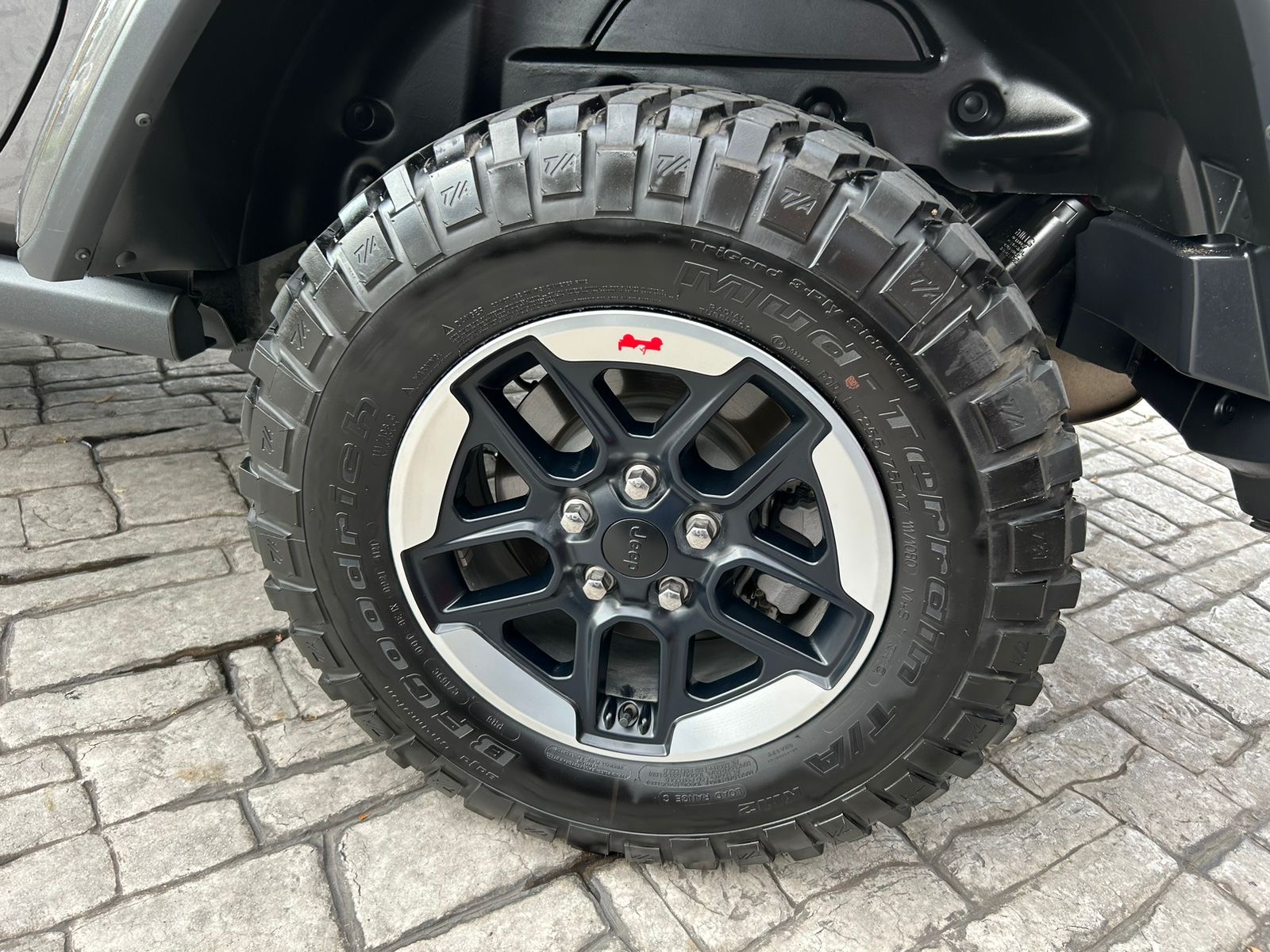 Jeep Wrangler 2021 ETORQUE Automático Gris