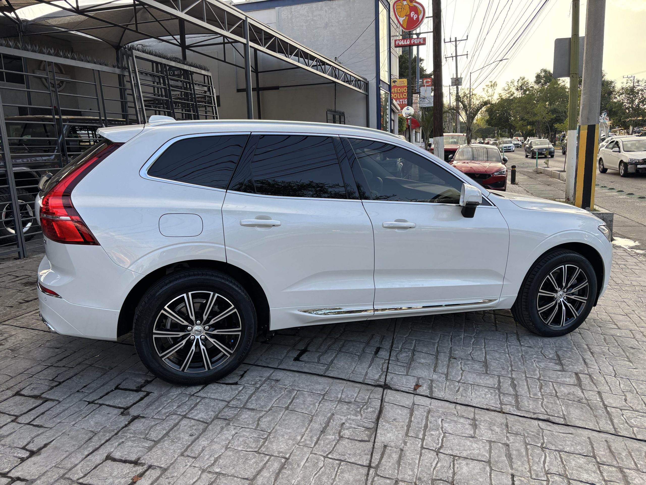 Volvo XC60 2021 INSCRIPTION Automático Blanco