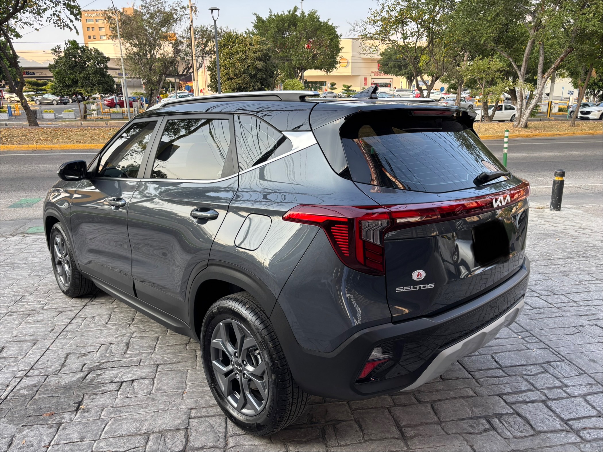 Kia Seltos 2024 EX PAQ Automático Gris