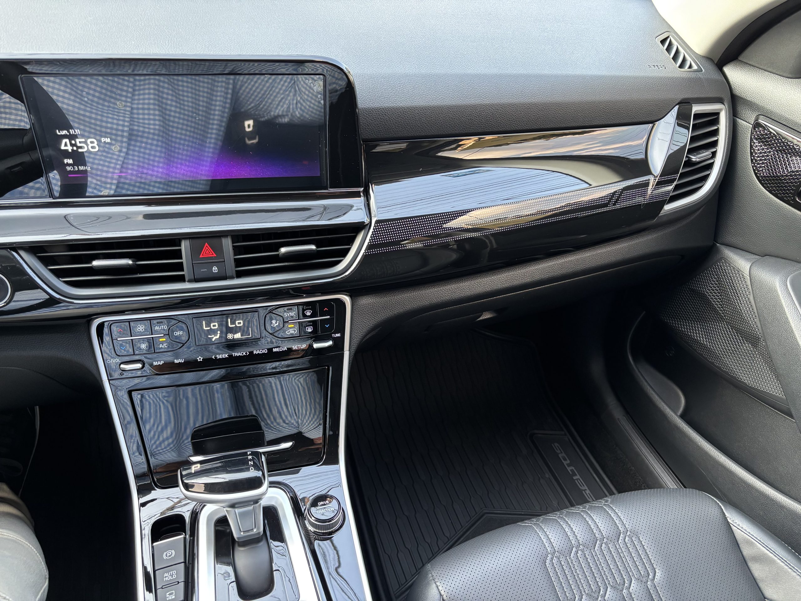 Kia Seltos 2024 EX PAQ Automático Gris
