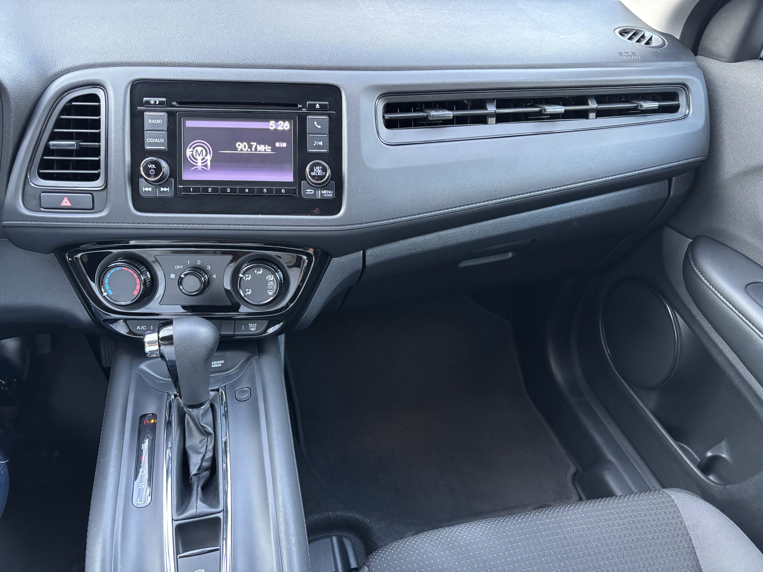 Honda HR-V 2019 UNIQ Automático Blanco