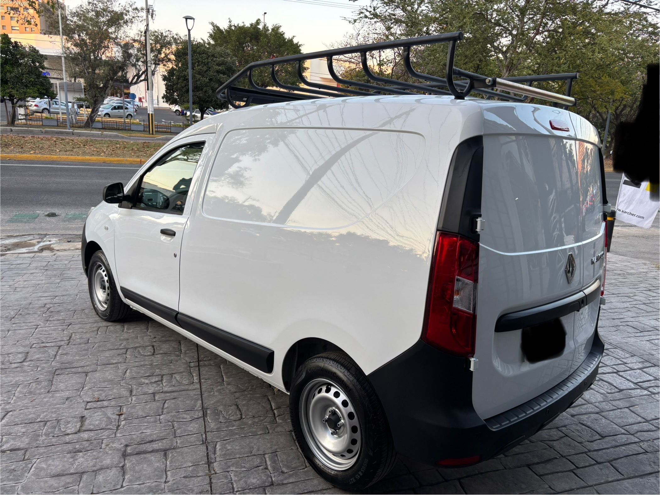 Renault Kangoo 2023 MANUAL Manual Blanco