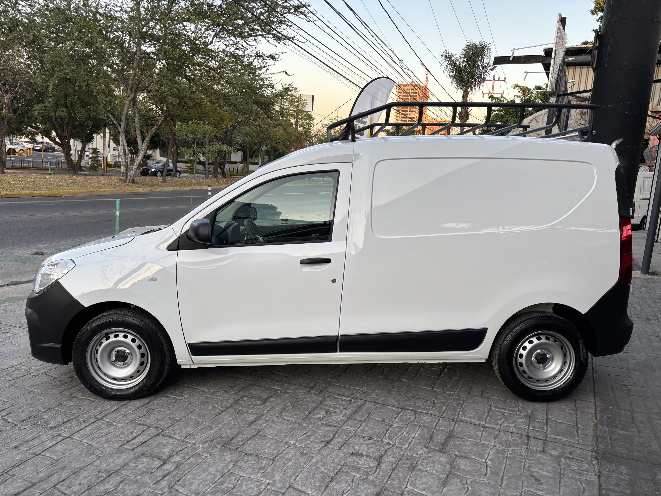 Renault Kangoo 2023 MANUAL Manual Blanco