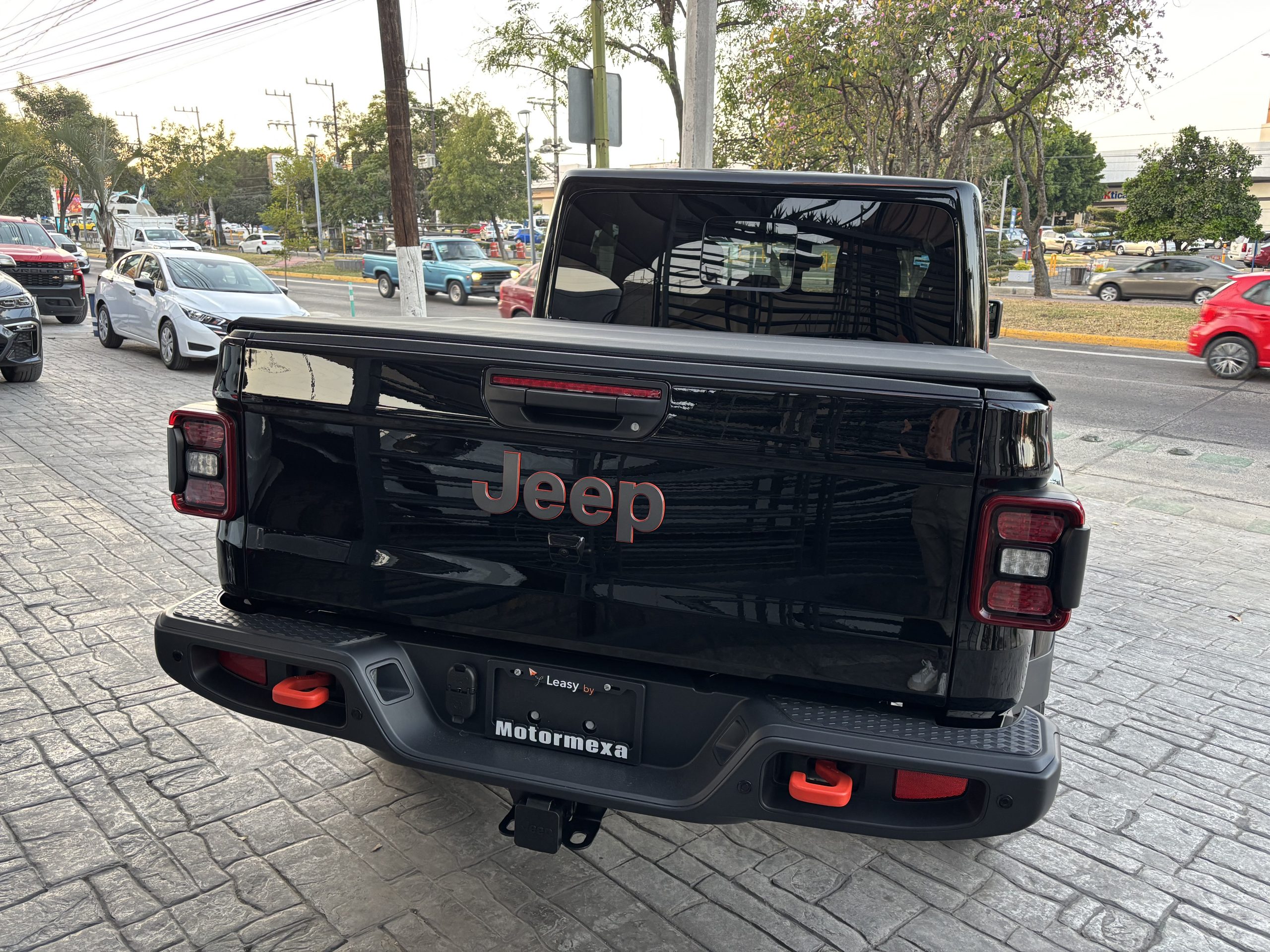 Jeep Gladiator 2023 JT MOJAVE Automático Negro