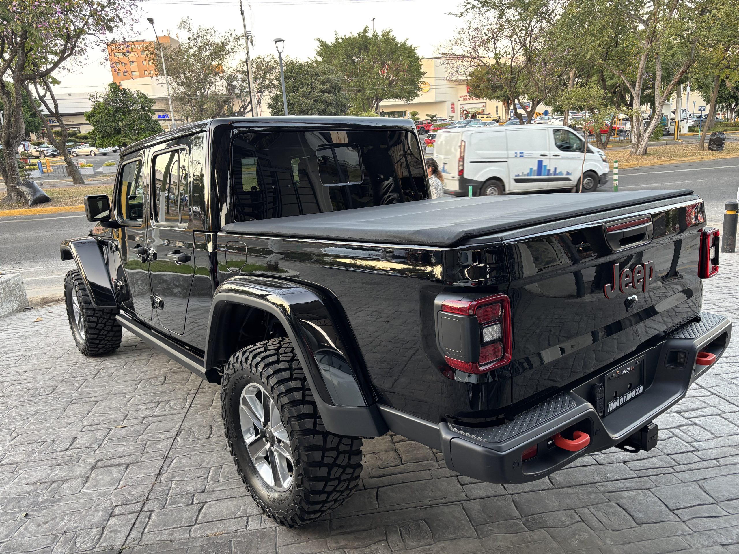 Jeep Gladiator 2023 JT MOJAVE Automático Negro