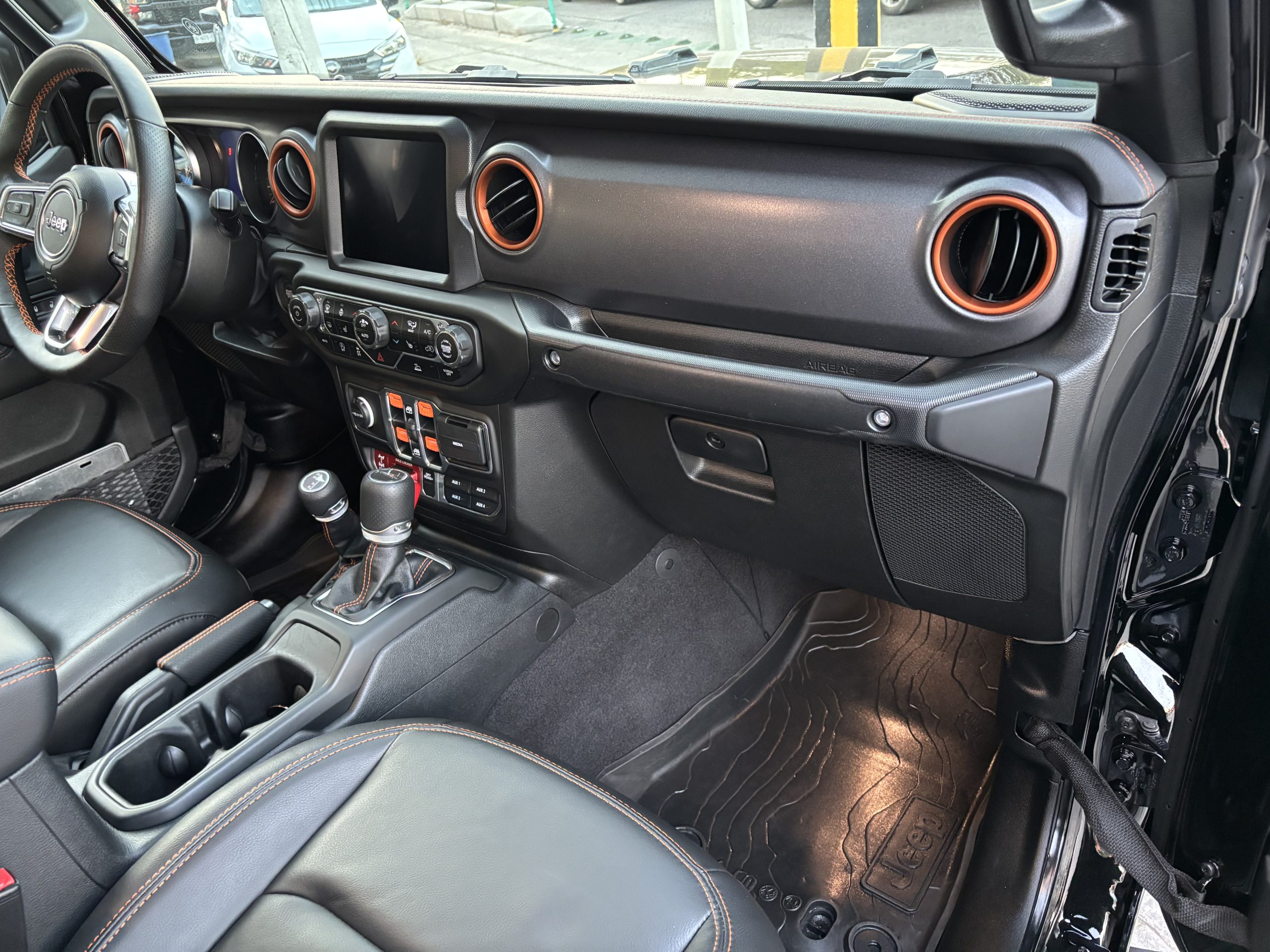Jeep Gladiator 2023 JT MOJAVE Automático Negro
