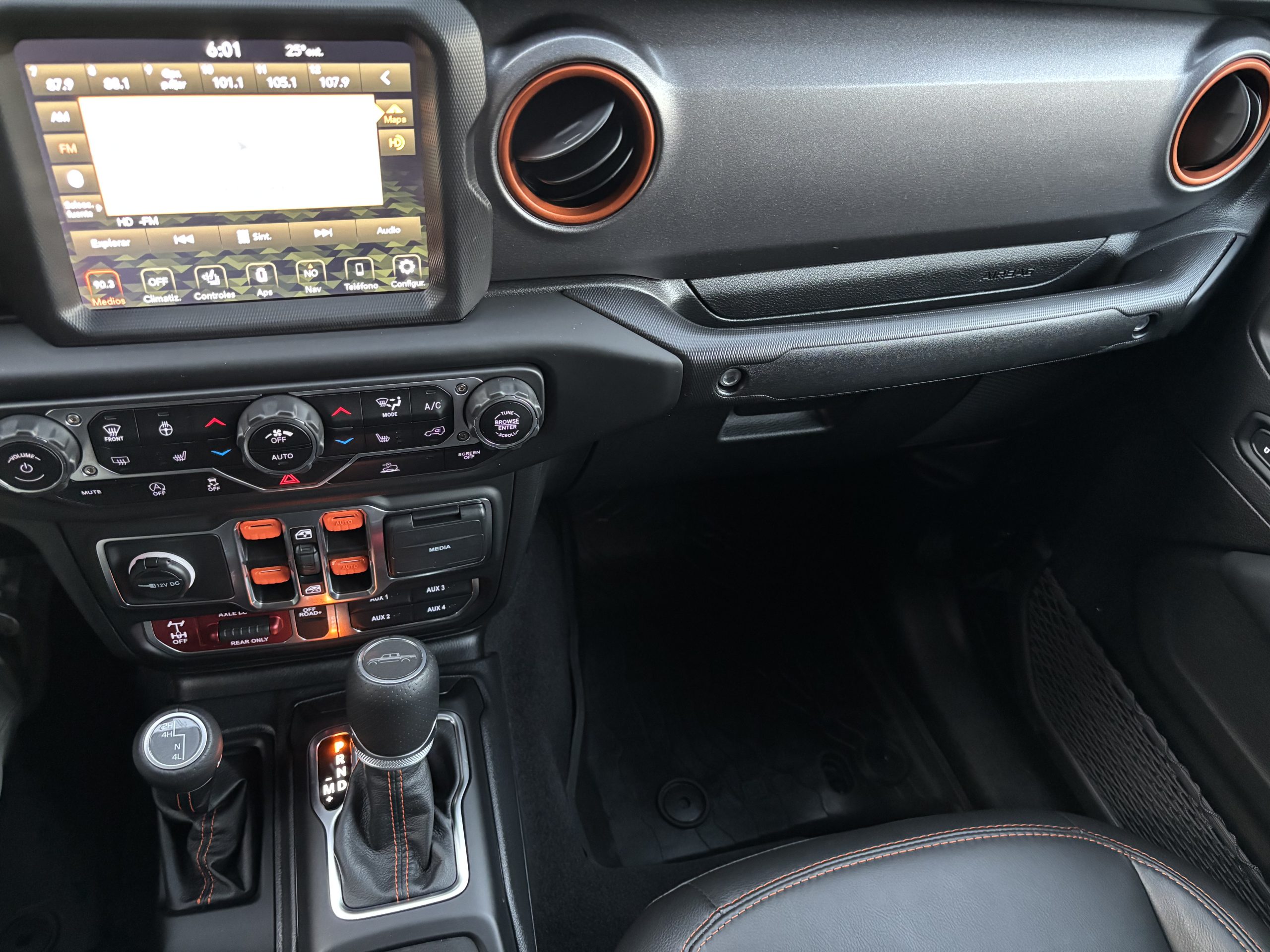 Jeep Gladiator 2023 JT MOJAVE Automático Negro