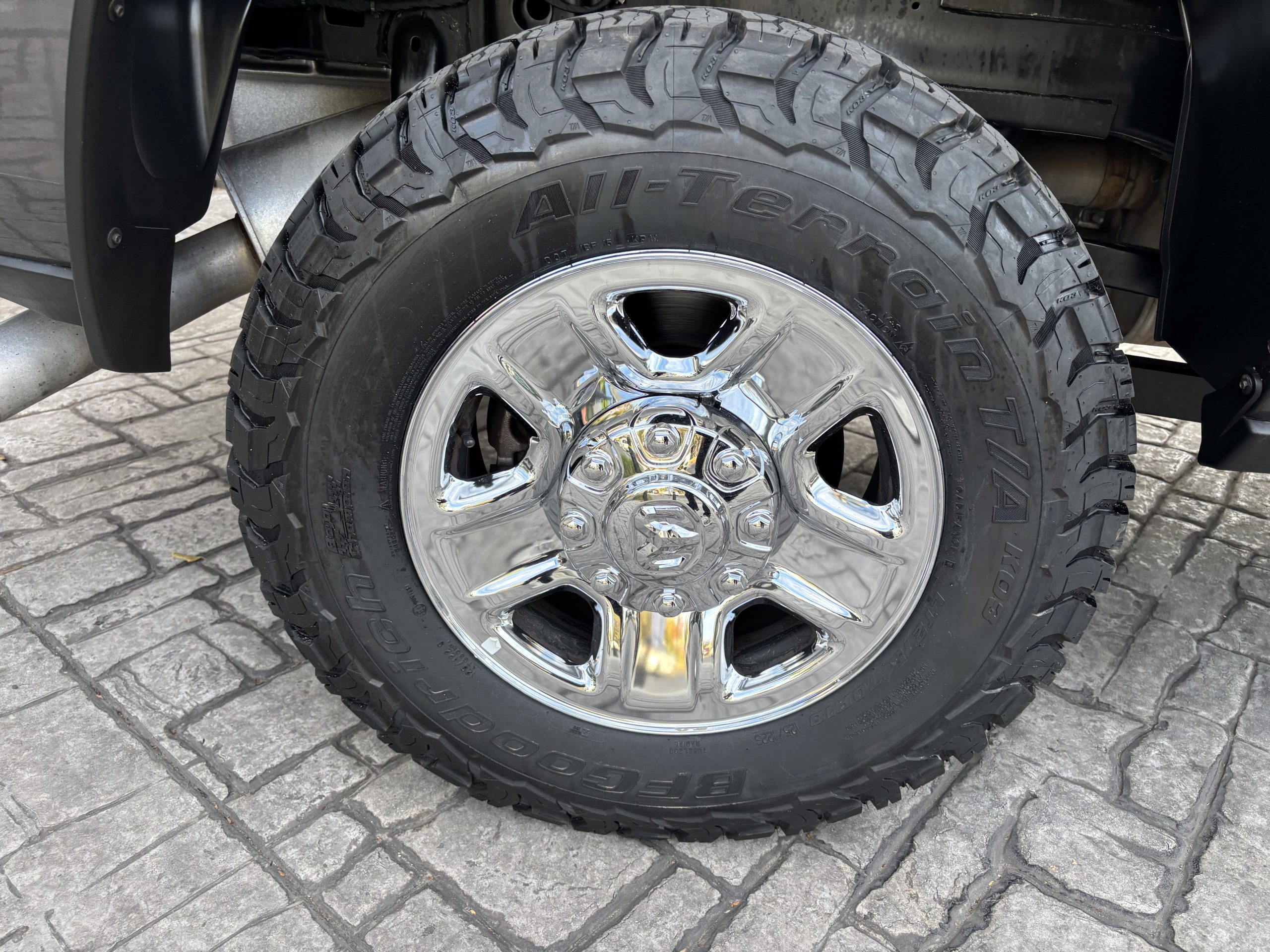 Dodge RAM 2022 SLT HD Automático Gris