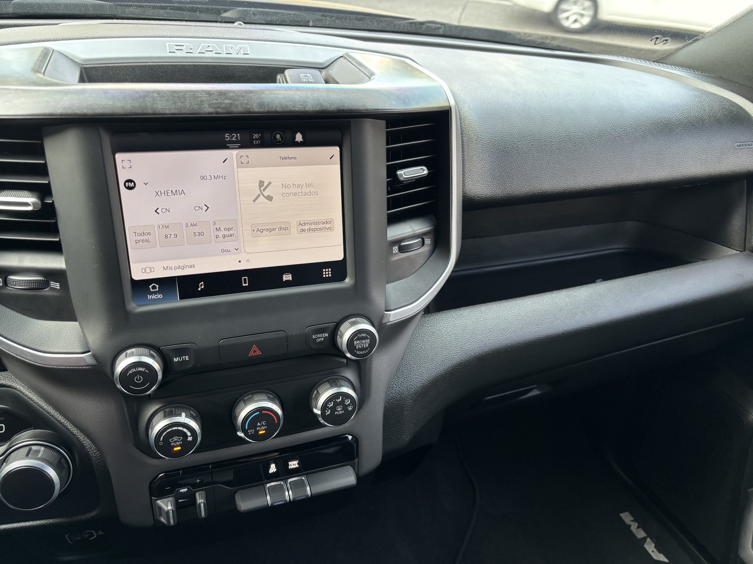 Dodge RAM 2022 SLT HD Automático Gris