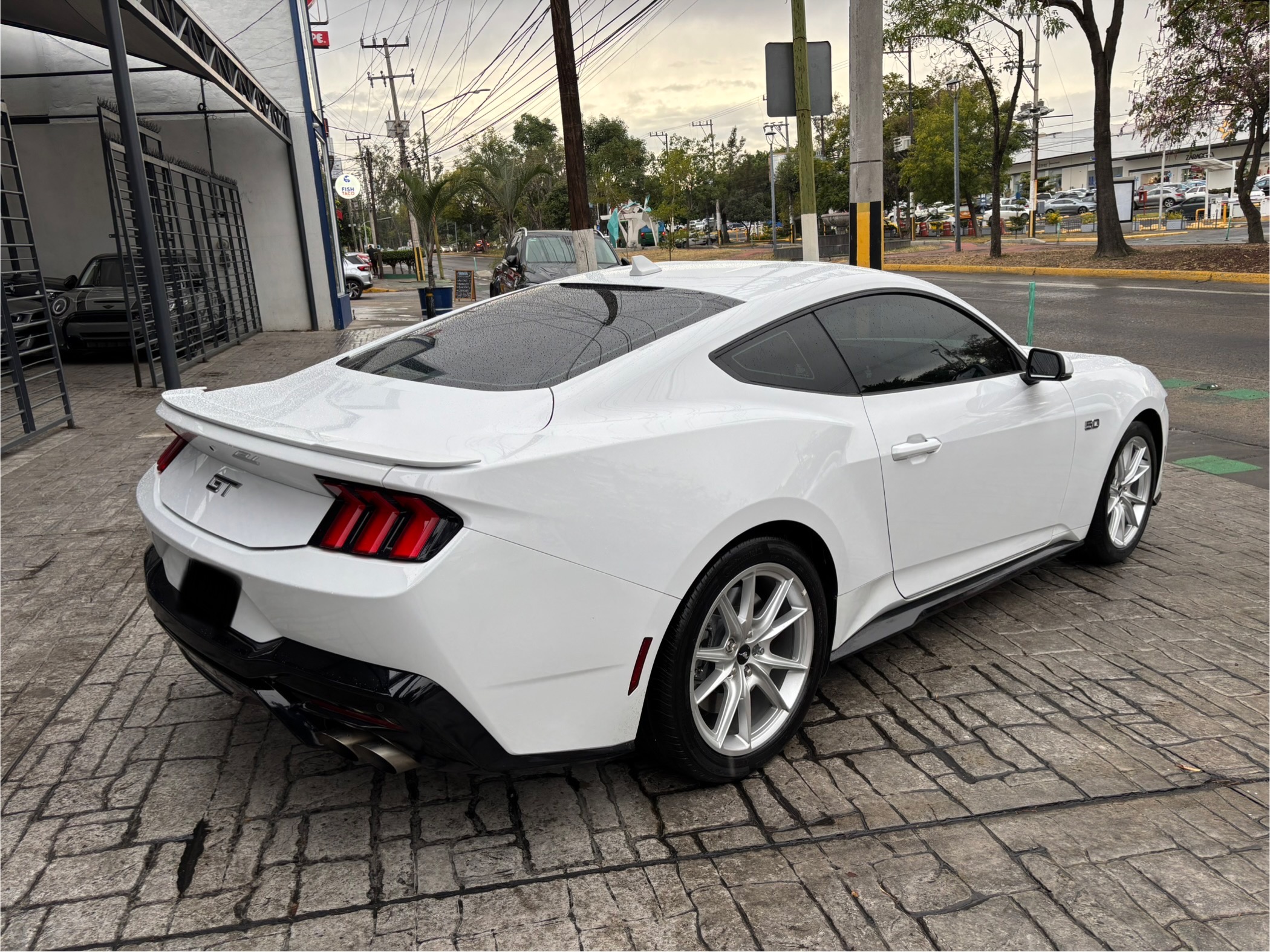 Ford Mustang 2024 GT PREMIUM Automático Blanco