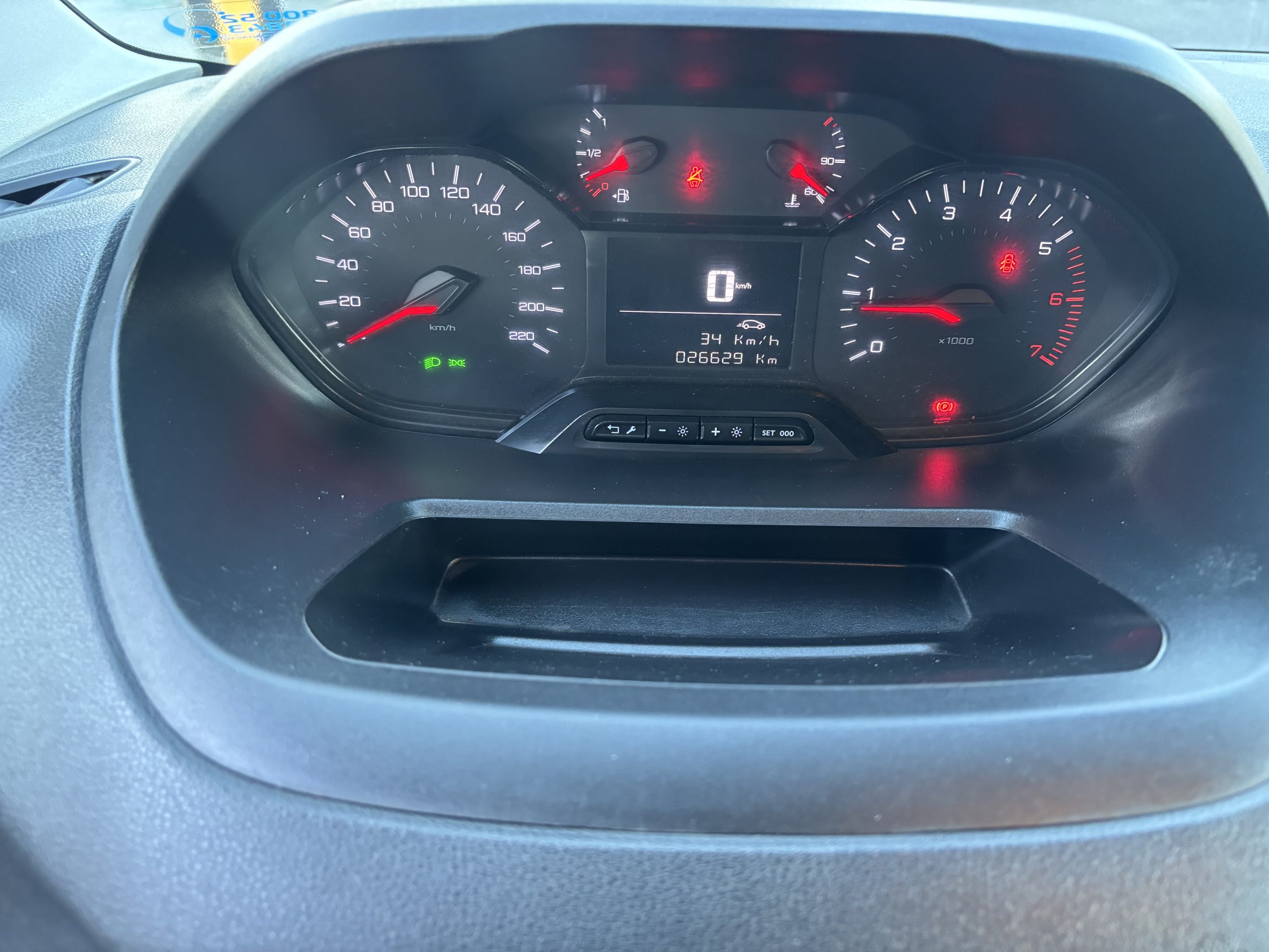 Peugeot Partner 2024 PURE TECH Manual Blanco