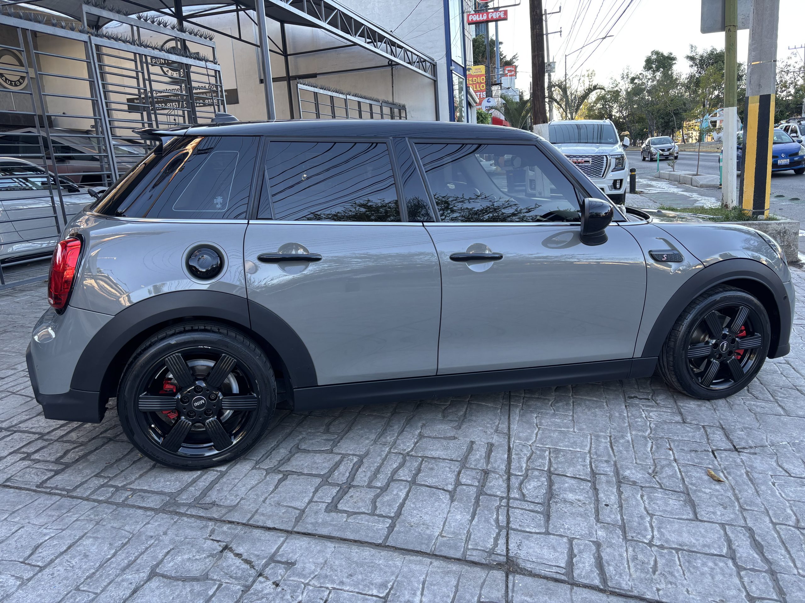 Mini Cooper 2022 S CLASSIC Automático Gris