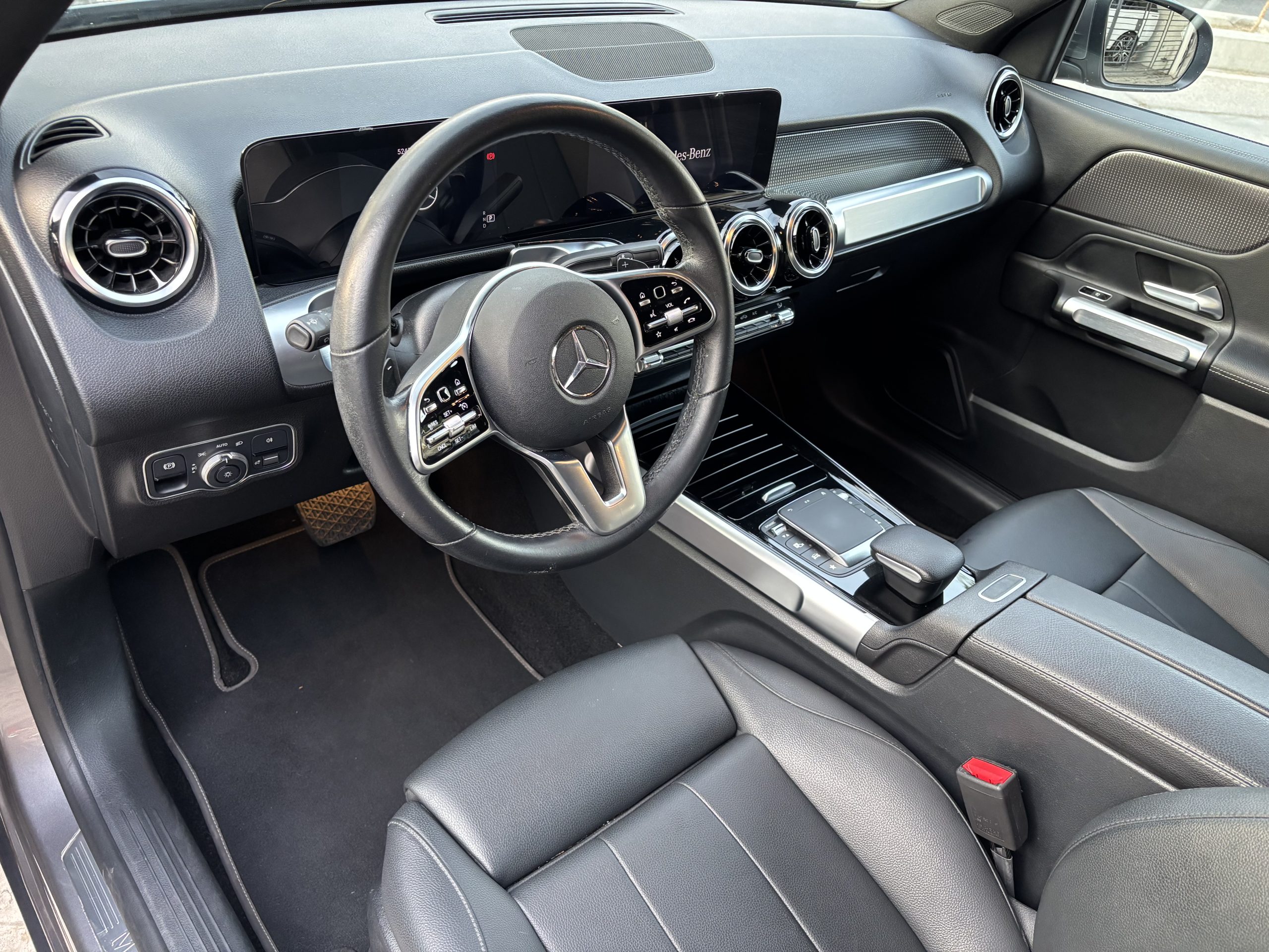 Mercedes-Benz GLB 2023 GLB 200 PROGRESIVE Automático Gris