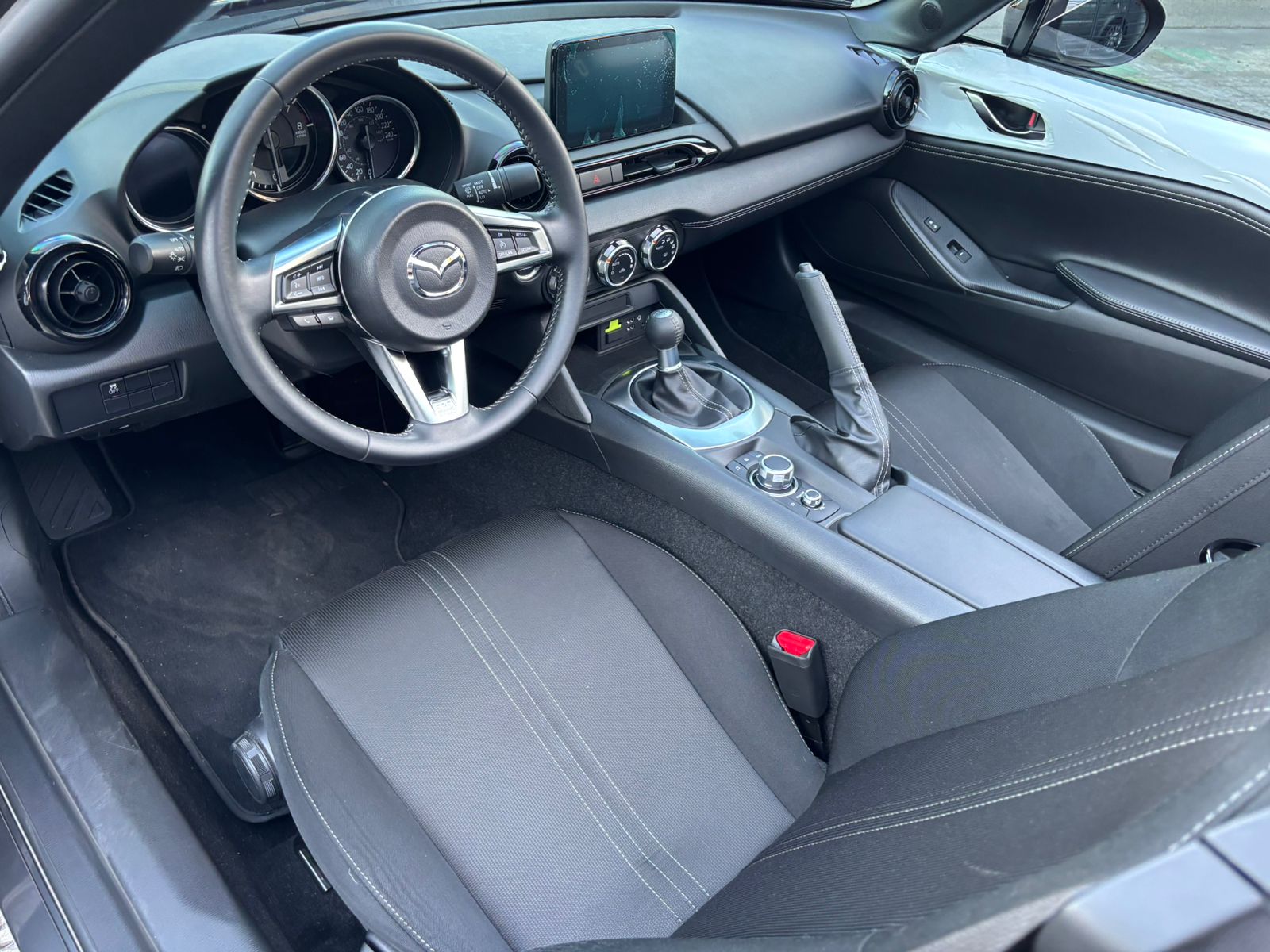 Mazda MX5 2023 ISPORT Manual Gris