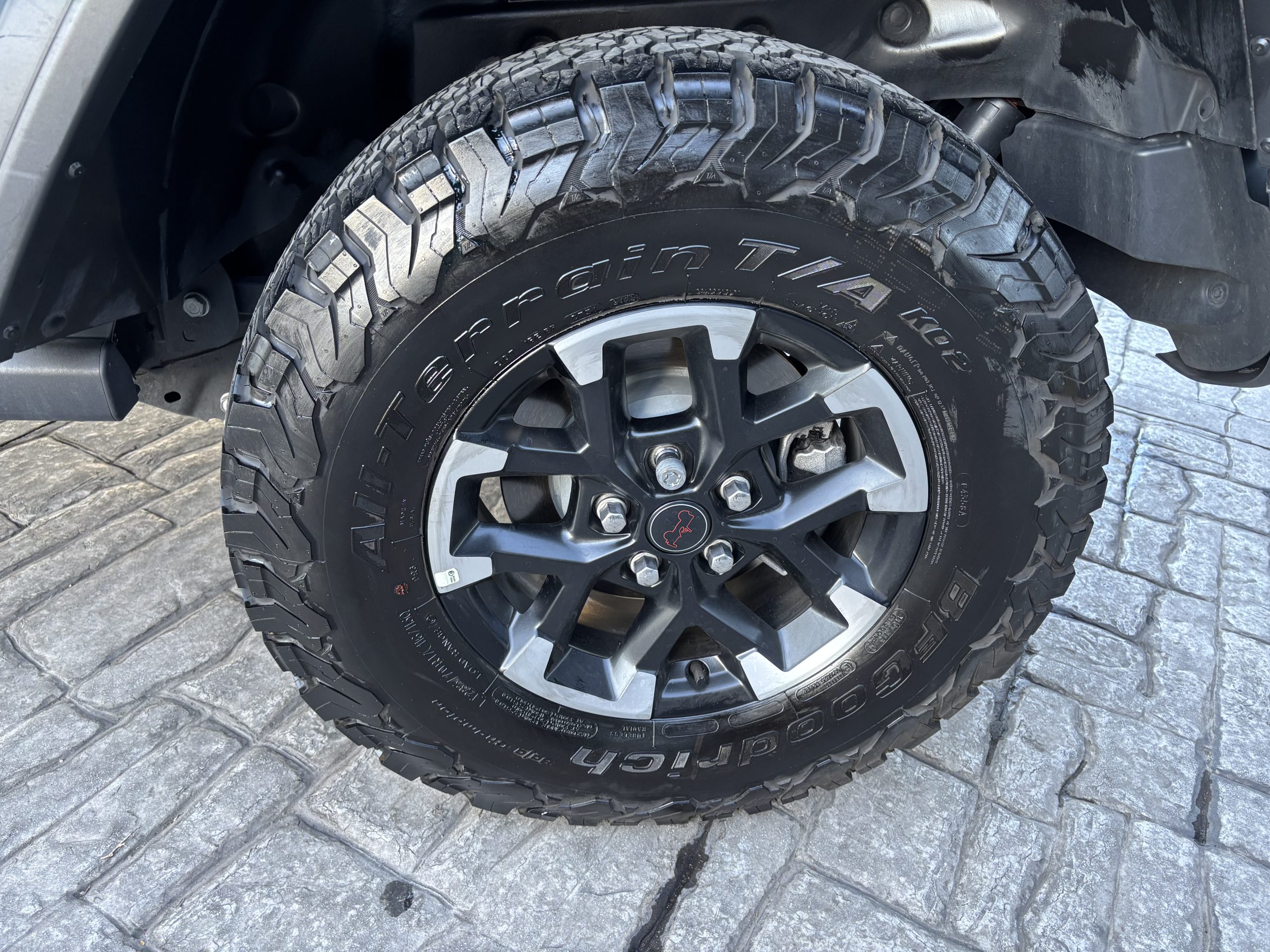 Jeep Rubicon 2024 RUBICON Automático Gris