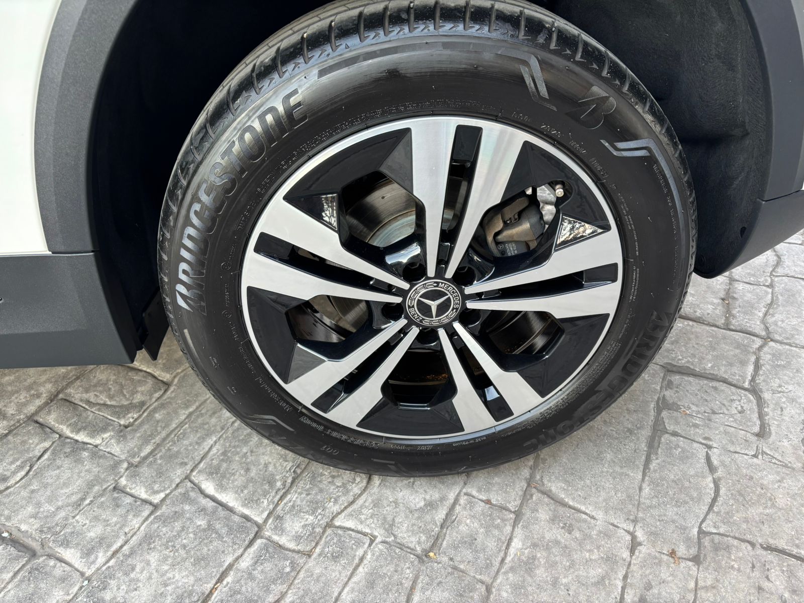 Mercedes-Benz GLA 2023 200 PROGRESIVE Automático Blanco