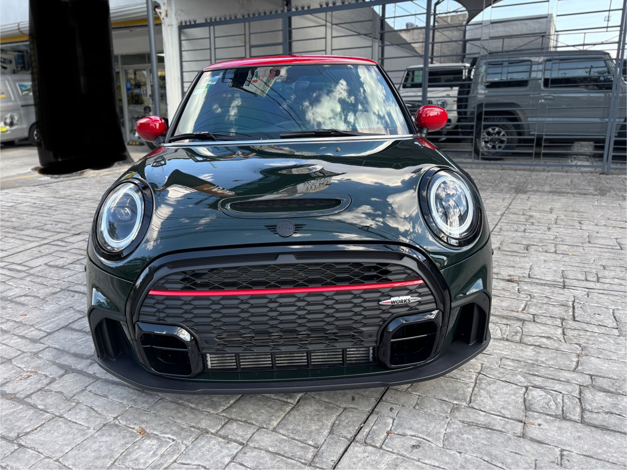 Mini Cooper 2022 JCW ICONIC Automático Verde