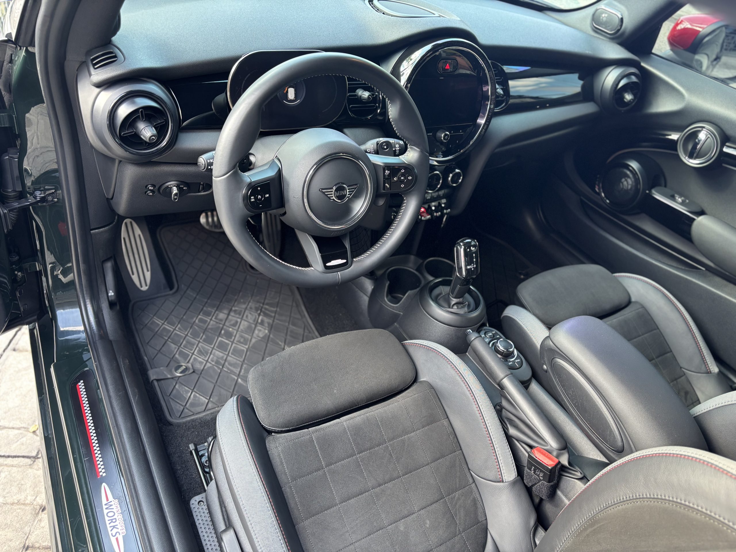 Mini Cooper 2022 JCW ICONIC Automático Verde