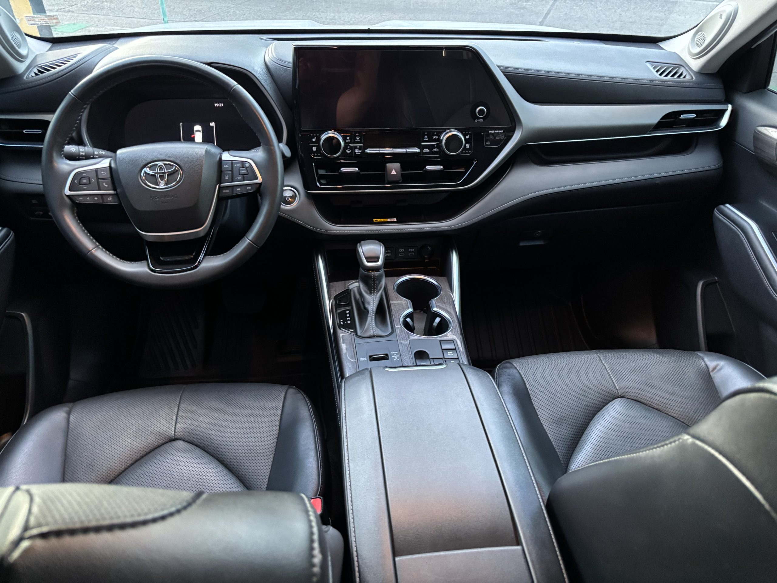 Toyota Highlander 2023 HEV LIMITED HIBRID Automático Blanco