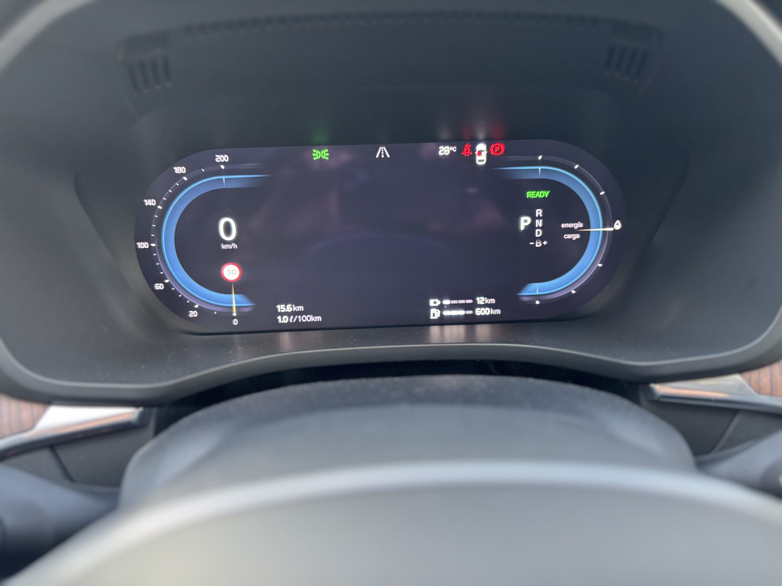Volvo XC60 2023 T8 ULTIMATE DARK PHEV Automático Gris