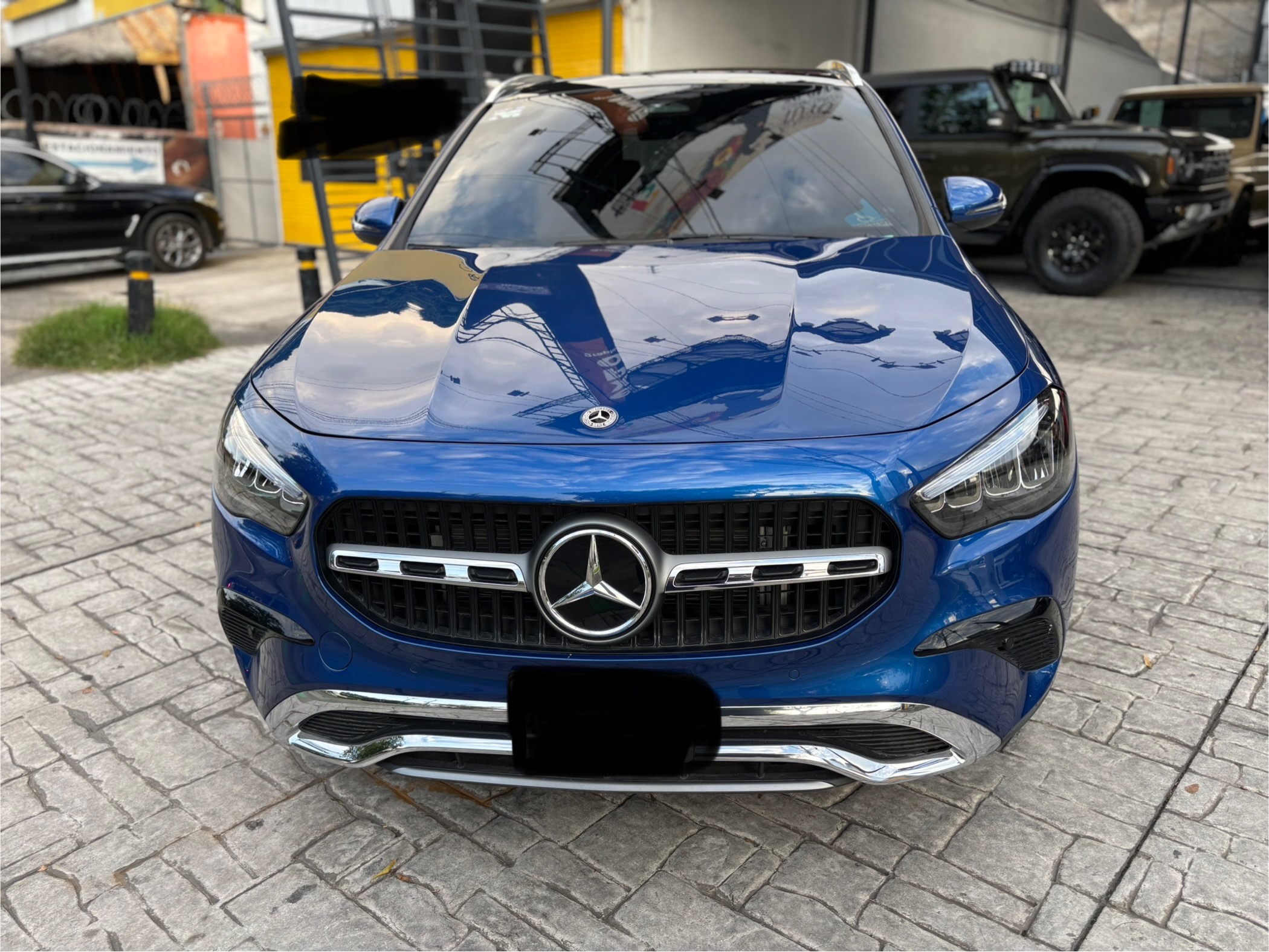 Mercedes-Benz GLA 2025 200 Automático Azul