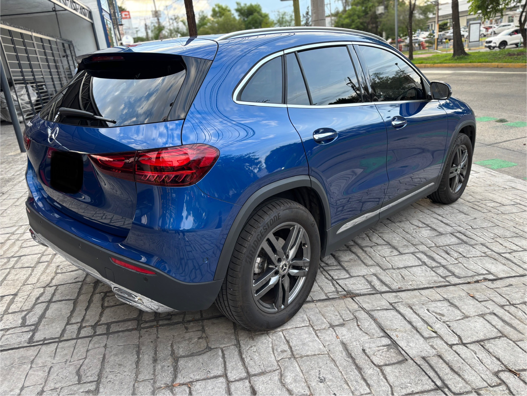 Mercedes-Benz GLA 2025 200 Automático Azul