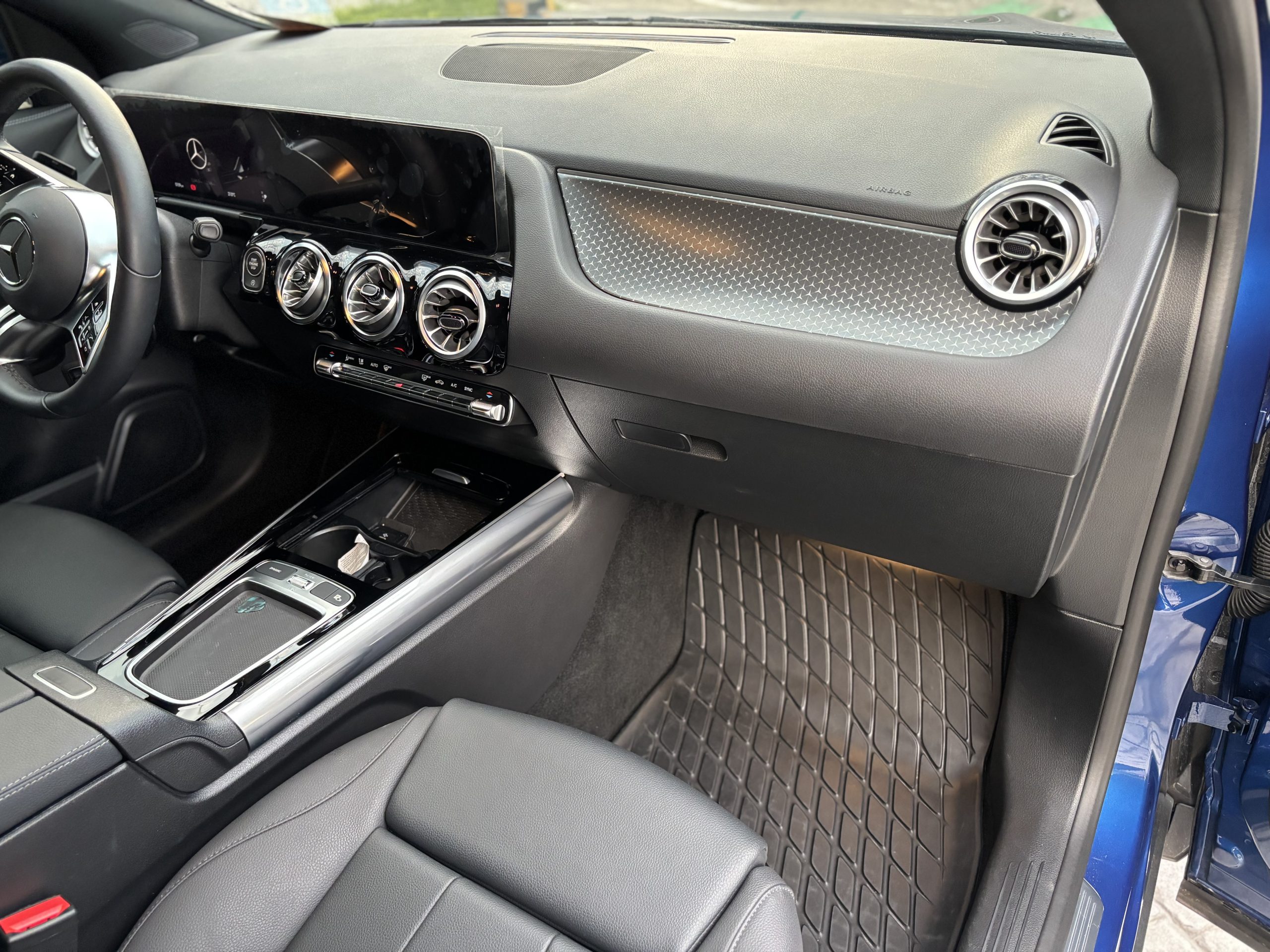 Mercedes-Benz GLA 2025 200 Automático Azul