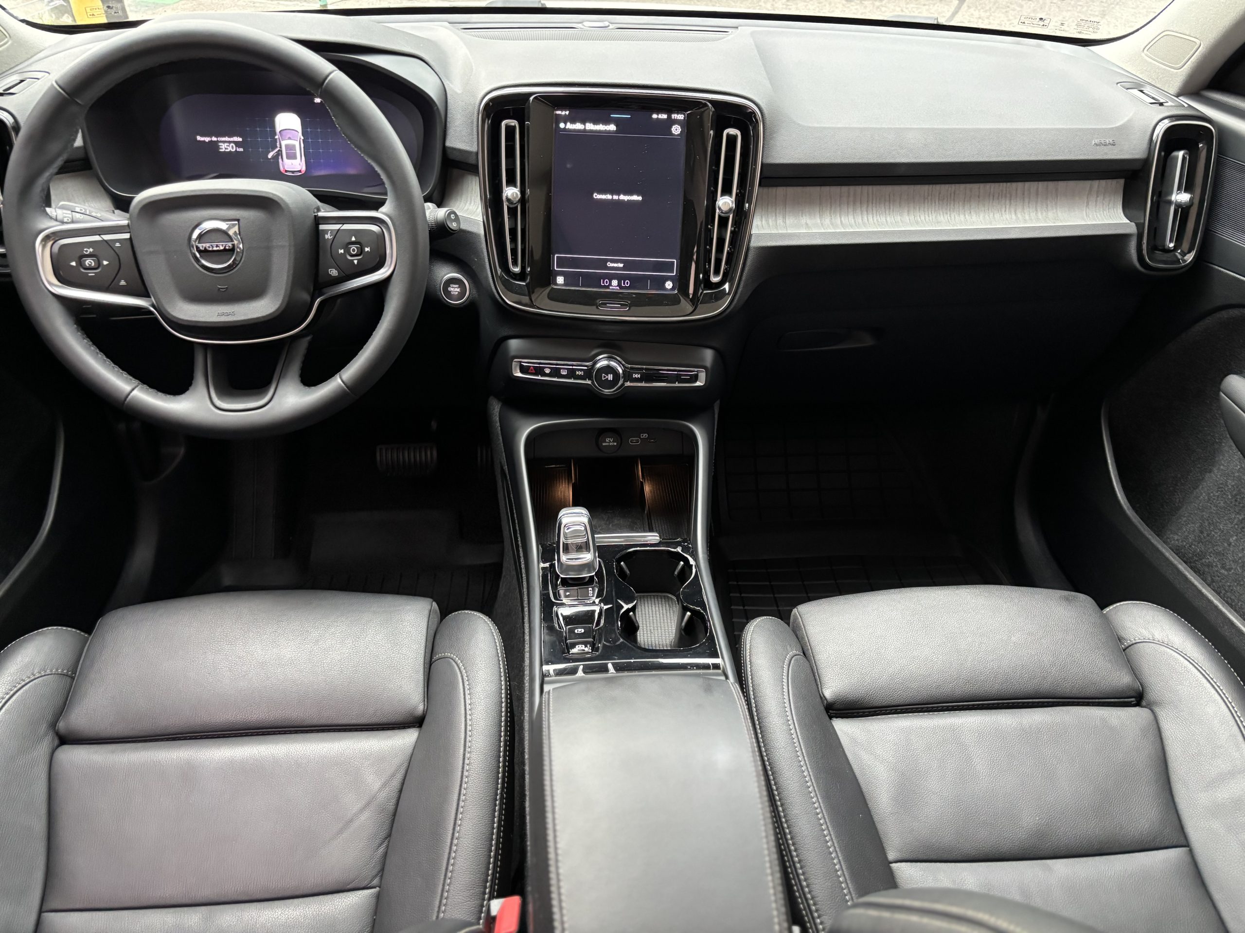 Volvo XC40 2024 ULTIMATE Automático Blanco