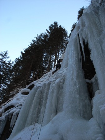 Vertical Frontiers - Ubungensfall - Austrian Ice climbing