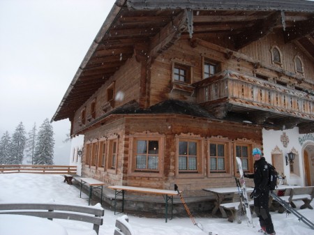 Vertical Frontiers - Dachstein Off-Piste Skiing