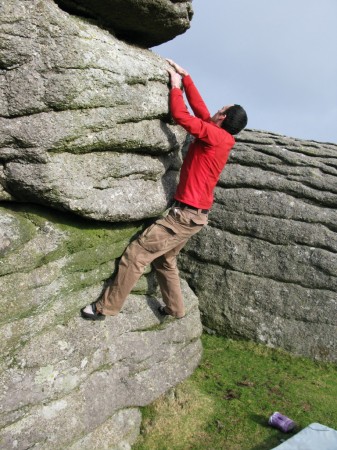 Bouldering at Tunhill Rocks - Vertical Frontiers
