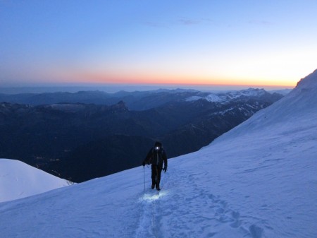 Asending the slopes of the Dome du Gouter