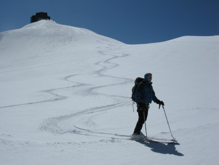 Fresh tracks to be had everywhere, even below the hut