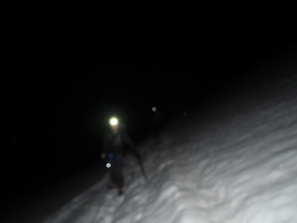 Early start, steep snow and crevasses on the glacier du Dome