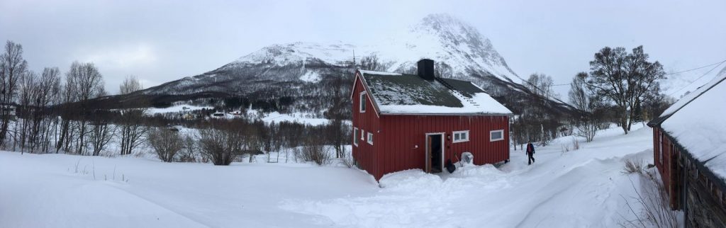 Lyngen Ski Guide