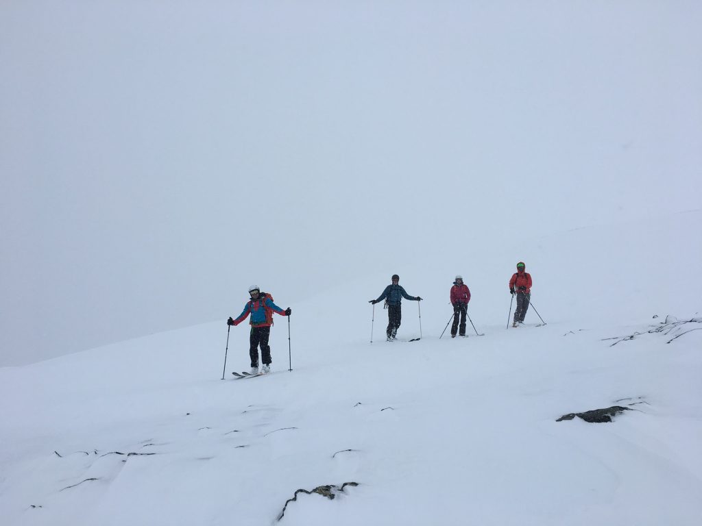 Lyngen Ski Guide