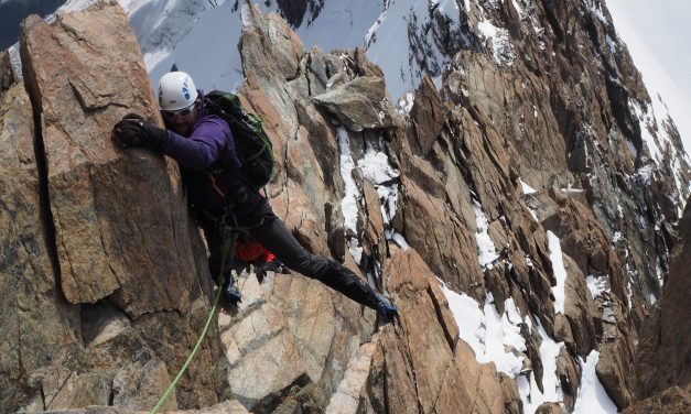 East Ridge (traverse), Breithorn AD- III-