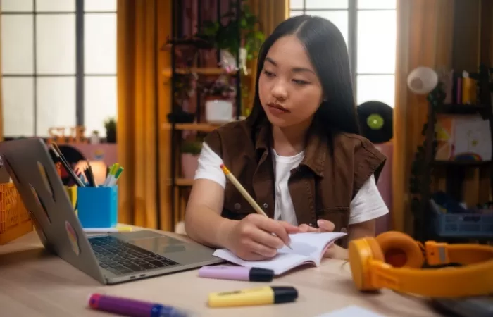 Latihan Tryout Berbasis Komputer & Kesesuaian dengan Target Karier