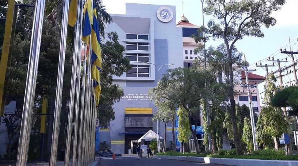 Keunggulan Fakultas Vokasi UNAIR