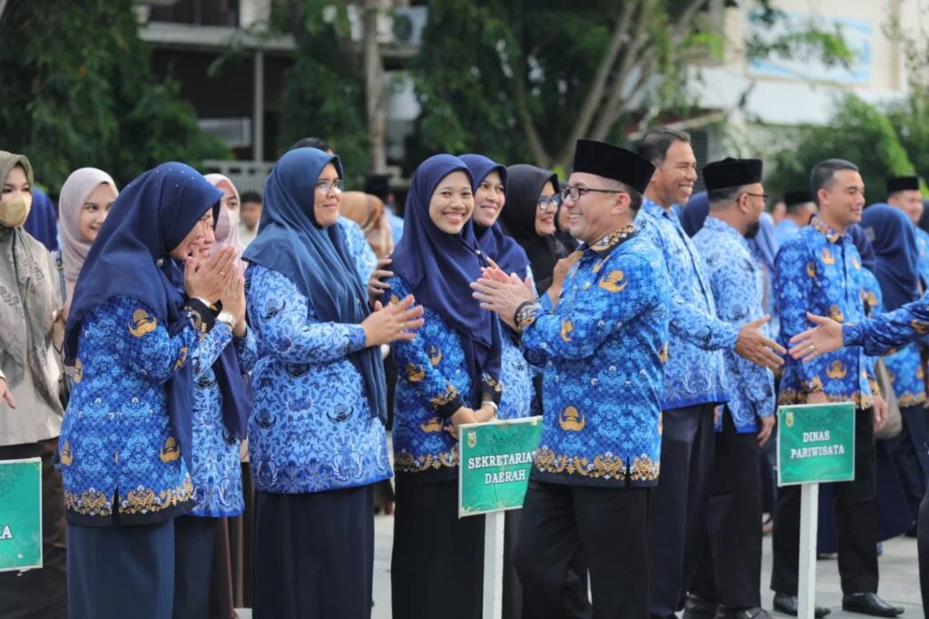 PNS Dapat Gaji Apa Saja? Ini Komponen dan Hak Penghasilannya!
