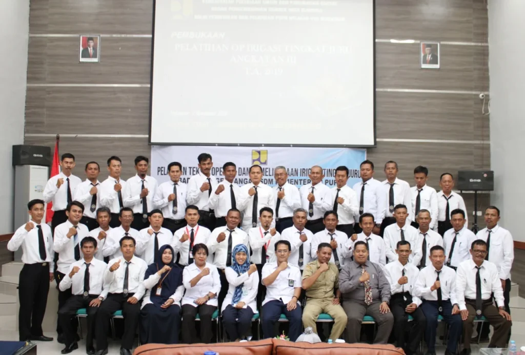 Hal yang Wajib Kamu Tahu tentang Golongan Pangkat PNS 3D!